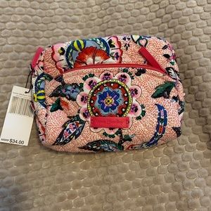 NWT Vera Bradley Medium Size Cosmetic Bag